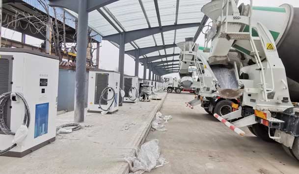 【重卡电动先锋】世博体育300-400kW重卡充电桩：亮点与应用典范(图5)