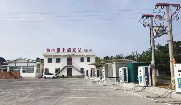 【重卡电动先锋】世博体育300-400kW重卡充电桩：亮点与应用典范(图6)