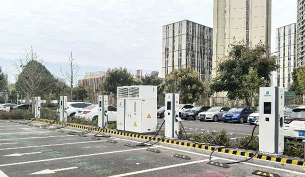 宜昌首批全液冷超充站投入运营，世博体育助力高质量充电基础设施建设(图2)